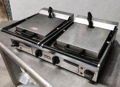 1 x LINCAT Electric Twin Counter-Top 4.5Kw Contact Grill - Ref: HCU277 - CL999 - Location: