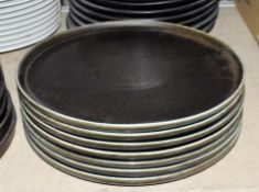 7 x F2D Commercial Stoneware Pizza Plates - Diameter 28cm / Height 2cm - Ref: ALT373/MEZ9/ROWC -