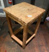 1 x Wooden Occasional Table - (HxWxD) 720 X 450 X 450mm - Ref: PA022/21 - CL977 - Location:
