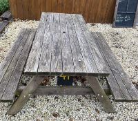 1 x Outdoor Wooden Picnic/Pub Garden Bench - Ref: OD41/71 - CL977 - Location: Maidenhead