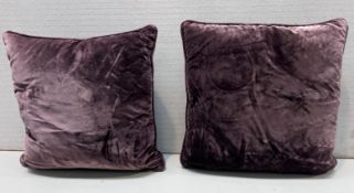 1 x Pair Of Plush Purple Cushions - 55X55Cm - Ref: CNT750/B7-7 - CL845 - NO VAT ON THE HAMMER -