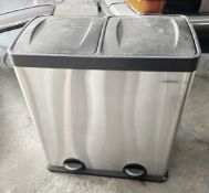 1 x VONHAUS 60L 2-in-1 Stainless Steel Recycling Bin - CL985 - NO VAT ON THE HAMMER - Location: