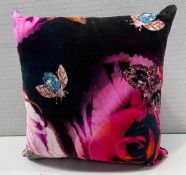 1 x Luxury O'Hare & D'Jafer Designer Bug Cushion - 50X50Cm - Ref: CNT750/B7-7 - CL845 - NO VAT ON