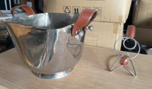 1 x Luxury Champagne Ice Bucket with Leather Handle - CL985 - NO VAT ON THE HAMMER - Location: