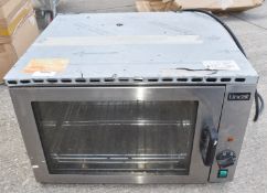 1 x Lincat Lynx 400 Convection Oven - Model LC0 - 2 x 1/2 GN Capacity - 2.5kW 13A 240v UK Plug