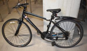 1 x Specialized Sirrus Mountain Bike