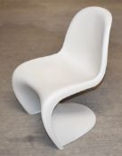 6 x Genuine VITRA VernerPanton Chairs - White Polypropylene Finish - Genuine Chairs with Vitra Verne