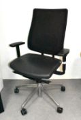 1 x Boss Design Black Leather Office Swivel Chair with Armrests and Castor Wheels