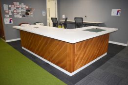 1 x Reception Counter