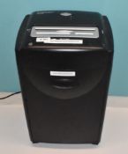 1 x Q-Connect Q15CC Heavy Duty Shredder