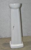 1 x White Sink Pedestal - NO VAT ON THE HAMMER - Ref: MMG122/MMGP1 - CL955 - Location: Altrincham