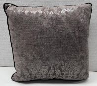 1 x Cushion With faded Scrollwork Design- 43X43cm - Ref: CNT750/B2-7 - CL845 - NO VAT ON THE HAMMER