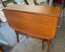 1 x Vintage Mahogany Drop Leaf Folding Occasional Table with Inlay