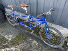 1 x VIKING 'Regency' Tandem Bike Bicycle in Blue with 8-Speed Shimano Gears - CL985 - NO VAT ON