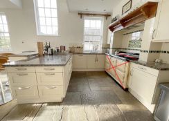 1 x SIEMATIC Bespoke Modern Shaker-style Country Kitchen in Cream with Baltic Brown Granite Worktops