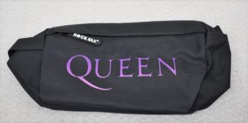 1 x Queen Travellers Wash Bag by Rock Sax - Officially Licensed Merchandise - New & Unused