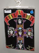 1 x Guns N Roses Mens T-Shirt - New in Sealed Pack - Size: Large - Officially Licensed Merchandise -