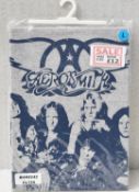 1 x AEROSMITH Pump 1989 Tour Logo Short Sleeve Men's T-shirt by Gildan - Size: Large - Colour: