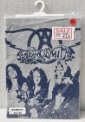 1 x AEROSMITH Pump 1989 Tour Logo Short Sleeve Men's T-shirt by Gildan - Size: Extra Large - Colour: