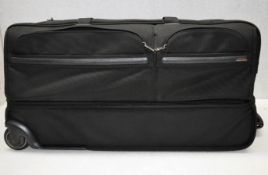 1 x TUMI 'Alpha' Large Luxury Rolling Holdall Split Duffel Bag in Black, with Telescopic Handle -