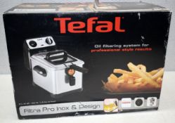 1 x TEFAL Filtra Pro 4-Litre 3000w Deep Fryer with Patented Oil Filtration System (FR519170) -