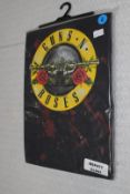 1 x Rock n Roll Themed GUNS N ROSES Men's T-Shirt - Size: Large - New & Sealed