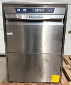 1 x Electrolux Commercial Undercounter Dishwasher - Model EUCAIG 240v - RRP £5,360 H84 x W60 x D61cm