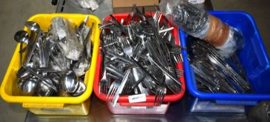 Approx 1,400 x Forks, Knives and Spoons / 480 x Stainless Steel Cutlery Sets