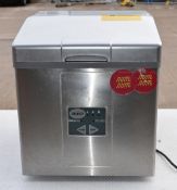1 x Polar C Series Countertop Ice Machine 15kg/24hrs with 2kg Storage
