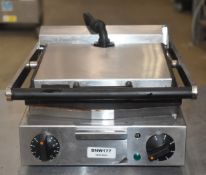 1 x Lincat Lynx 400 Electric Single Cook Grill With Flat Plates