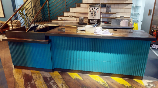 1 x Drinks Bar with Stainless Steel Back Bar - Dimensions: H105 x W222 x D73 cms Plus 117 x 78 cms