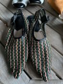 1 x Pair of MANGO Branded Ladie's Pointed Sandals, Size EU 41 - CL985 - NO VAT ON THE HAMMER -