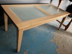 1 x Glass-Topped Beech Wood Coffee Table - CL985 - NO VAT ON THE HAMMER - Location: Cheshire