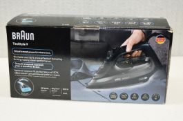 1 x BRAUN Texstyle 9 Steam Iron - Unused Boxed Stock - Original Price £119.00