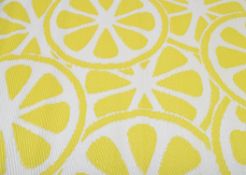 1 x Weather Resistant Polypropylene Rug - Ideal for Gardens, Patios, Yards, or Beaches etc - Size: