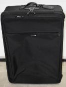 1 x DAKOTA Large Wheeled Travel Luggage Suitcase in Black, with Telescopic Handle - Ref: DRS108 -