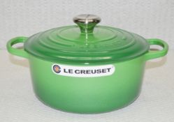 1 x LE CREUSET Cast Iron Round Casserole 24cm, Bambo Green - Boxed Stock - Original Price £305.00