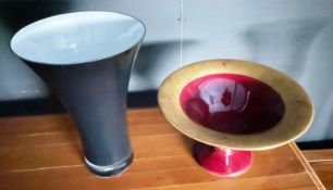 1 x Decorative Black Glass Art Vase and 1 x Red & Gold Ceramic Fruit Bowl - CL985 - NO VAT ON THE