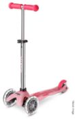 1 x MICRO SCOOTERS Mini Deluxe Glow Led Scooter in Pink - Original Price £89.95 - Ref: HNB146/
