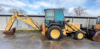 1 x FORD New Holland 655c Backhoe Loader Digger - Running and Driving - Includes 3 extra buckets