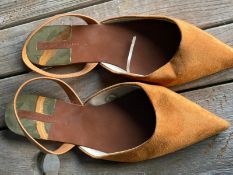 1 x Pair of ZARA Women's Pointed Flat Slingback Shoes in Tan, Size EU41 - CL985 - NO VAT ON THE