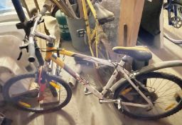 1 x SCOTT Navajo Mountain Bike - CL985 - NO VAT ON THE HAMMER - Location: Cheshire WA16More