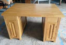 1 x Solid Oak Twin Pedestal Desk with 2-Drawer 2-Door Cupboard Storage - NO VAT ON THE HAMMER