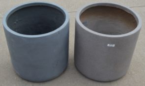 2 x Extra Large Planters - Ref: GTC161/GTCP10 - CL1017 - Location: Altrincham WA14Condition Report: