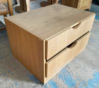 1 x Solid Oak Wide 2-Drawer Storage Chest - CL985 - NO VAT ON THE HAMMER - Location: Cheshire
