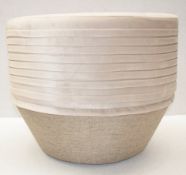 1 x Large Contemporary Upholstered Foot Stool - Ref: VKH235 - CL942 - NO VAT ON THE HAMMER