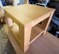 A Pair of Solid Oak Square Lamp Table - CL985 - NO VAT ON THE HAMMER - Location: Cheshire WA16More