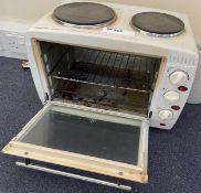 1 x Igenix Cookstation with Grill and Two Cooking Hobs