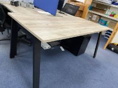 1 x Computer Workstation Desk / Modern Office Desk Featuring an Oak Finish, Black Metal Frame
