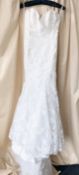 1 x ENZOANI Wedding Dress Style Diana - Colour: Ivory - Size: UK 12 - Original Price £1,770 - Ref: L